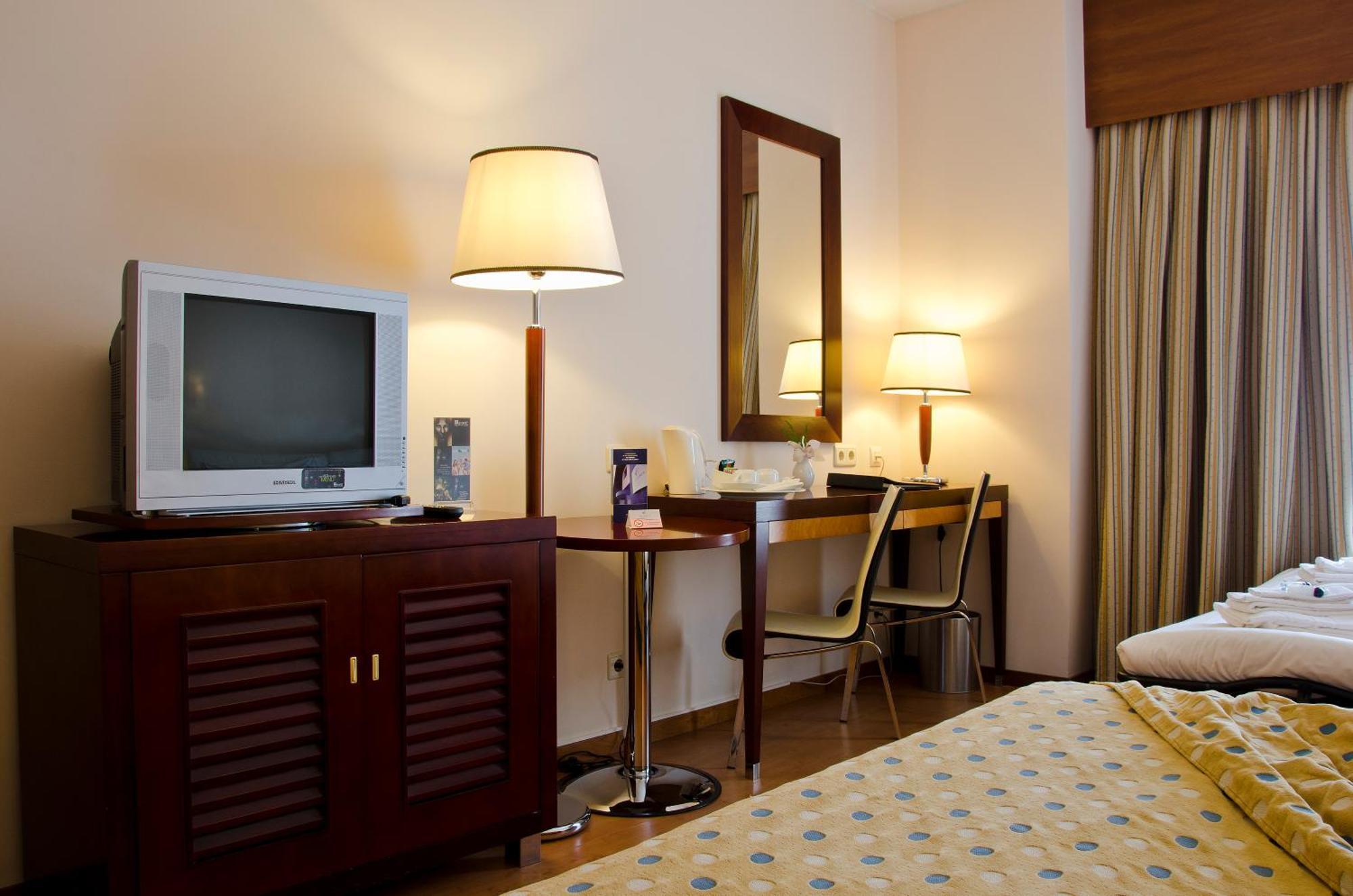 Vip Executive Santa Iria Hotel Santa Iria de Azoia Extérieur photo