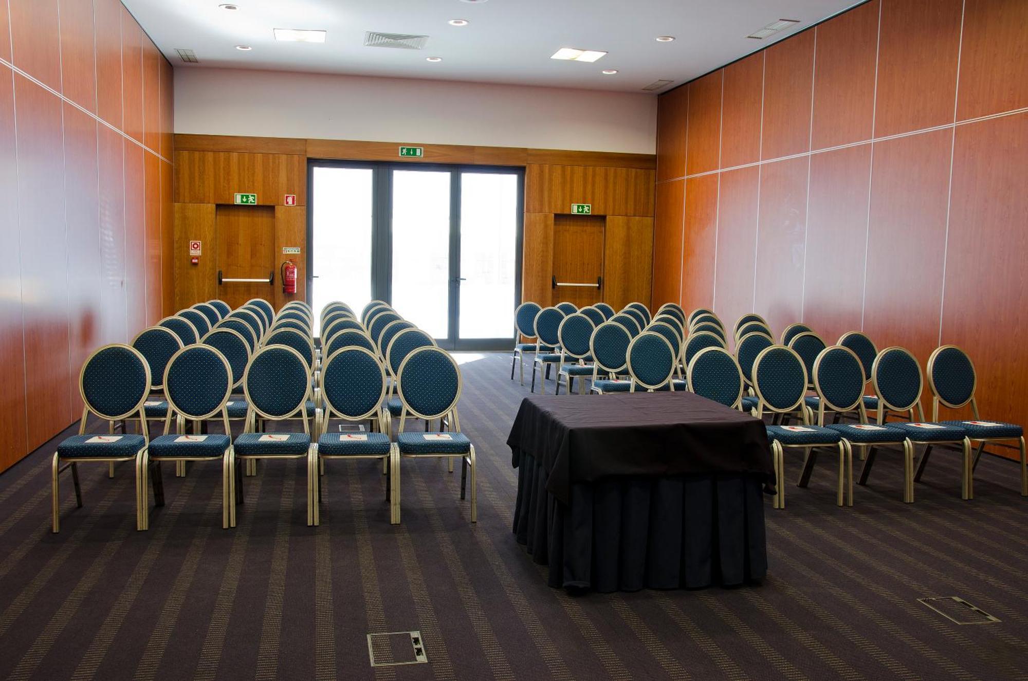 Vip Executive Santa Iria Hotel Santa Iria de Azoia Extérieur photo